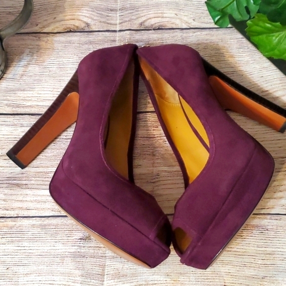 Coach Suede Breana Plum Heel - Picture 7 of 12